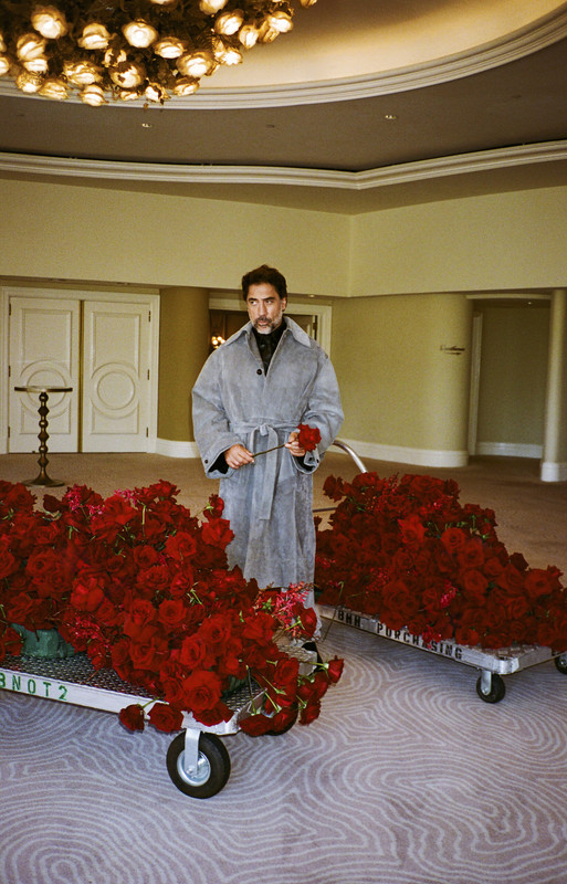Interview_Issue-558_Winter-2024_Bottega-Veneta-X-Javier-Bardem_4-scaled