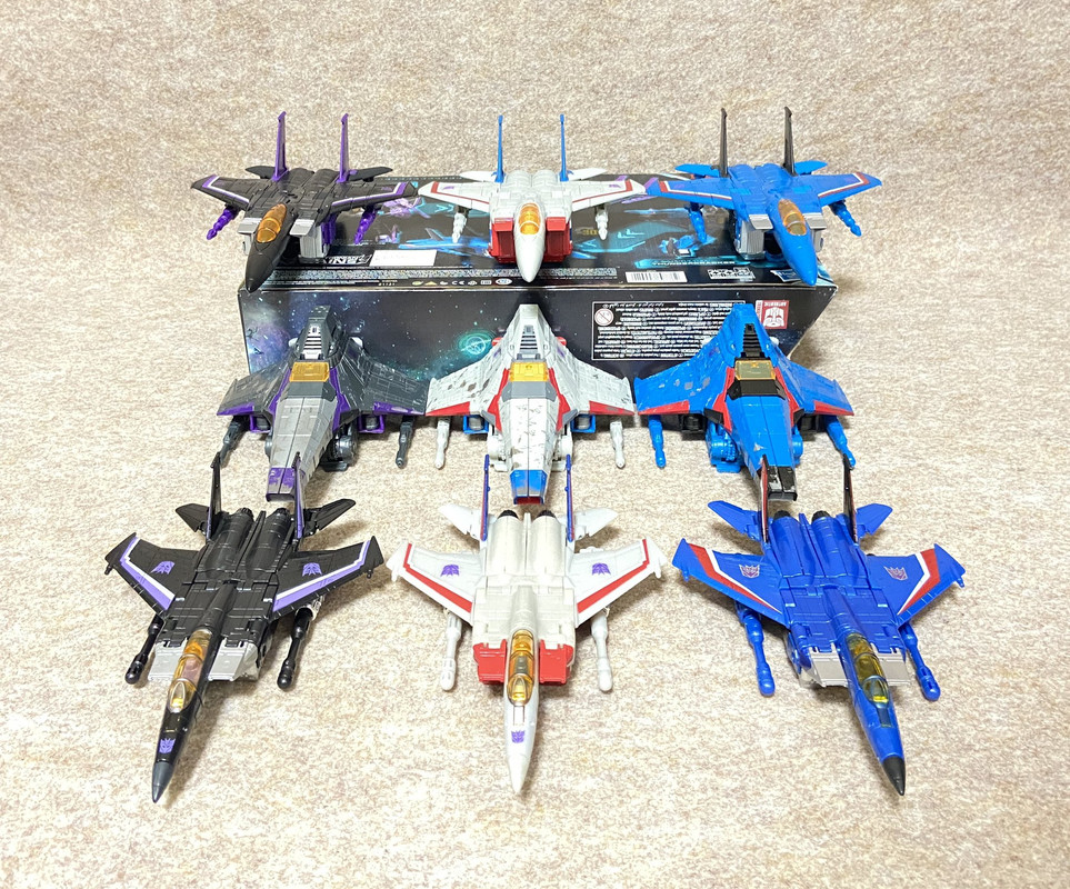 Earthrise-Thundercracker-Skywarp-20