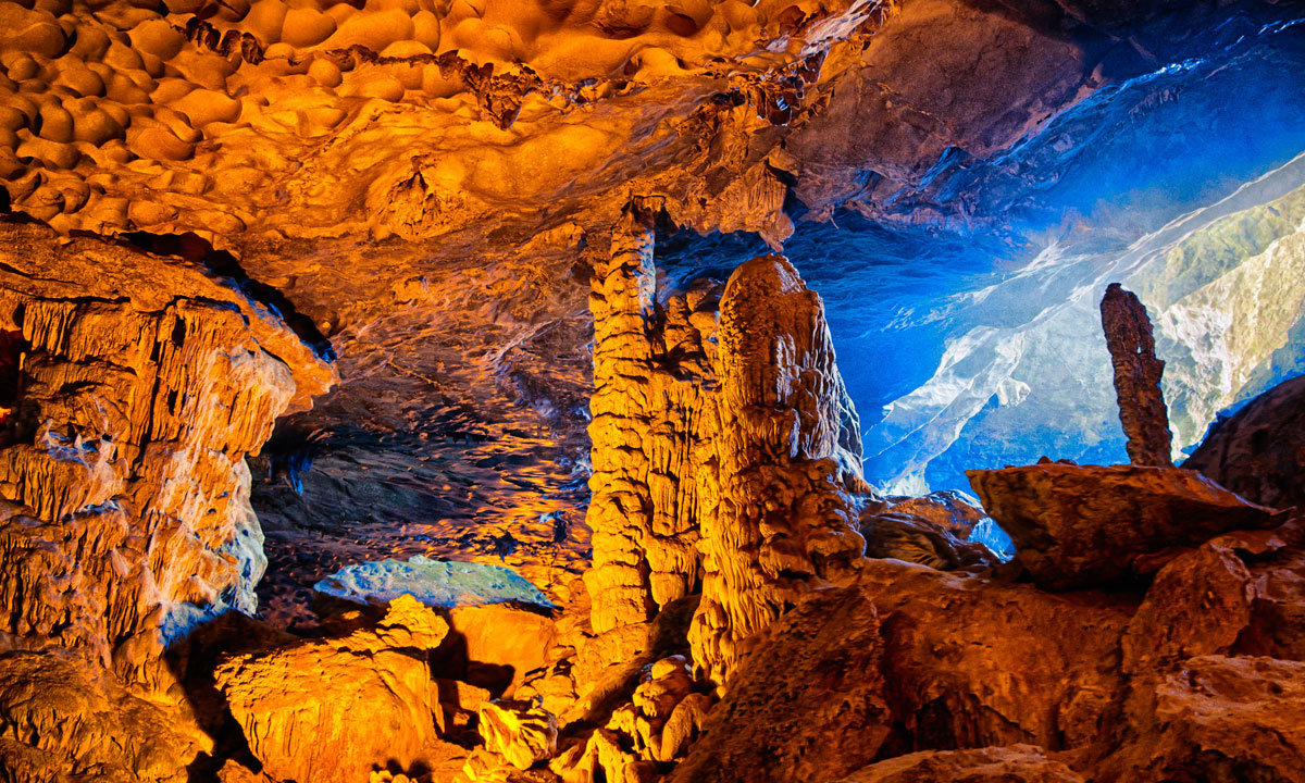 SURPRISE CAVE (AMAZING CAVE) - HANG SỬNG SỐT