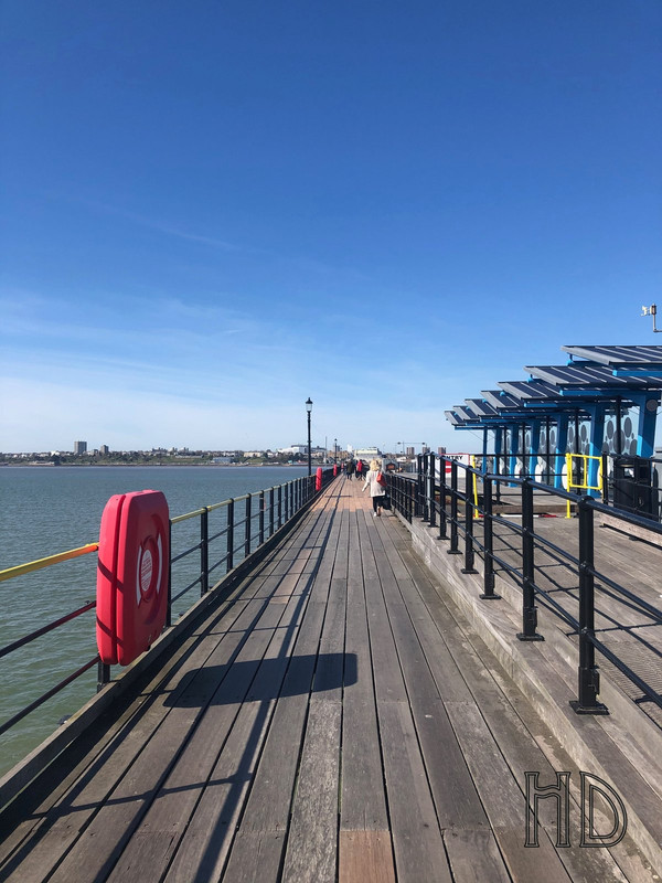 Southend-pier5.jpg