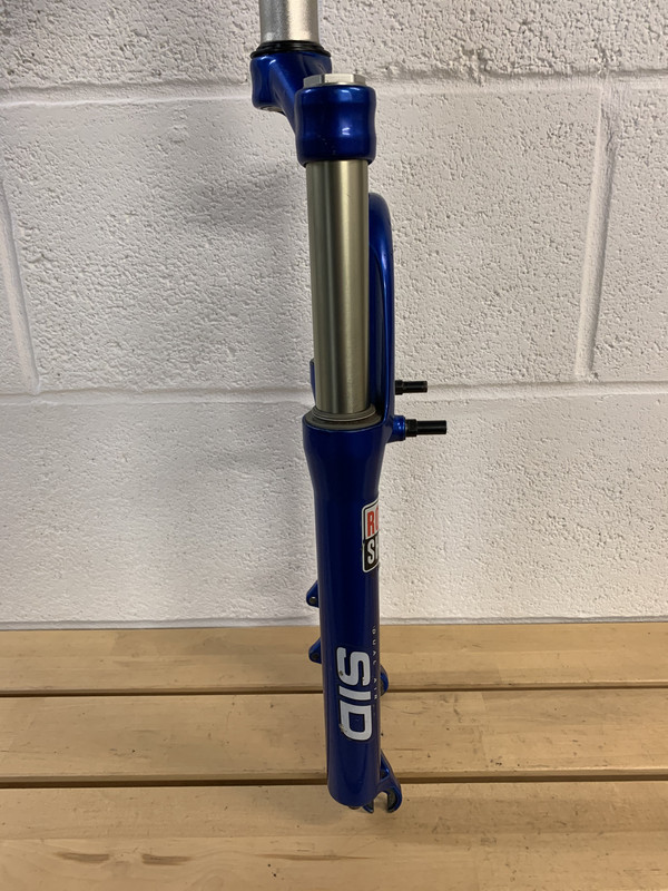 5BDB6D83-C270-49B6-A8E9-1B0554AFD6E2