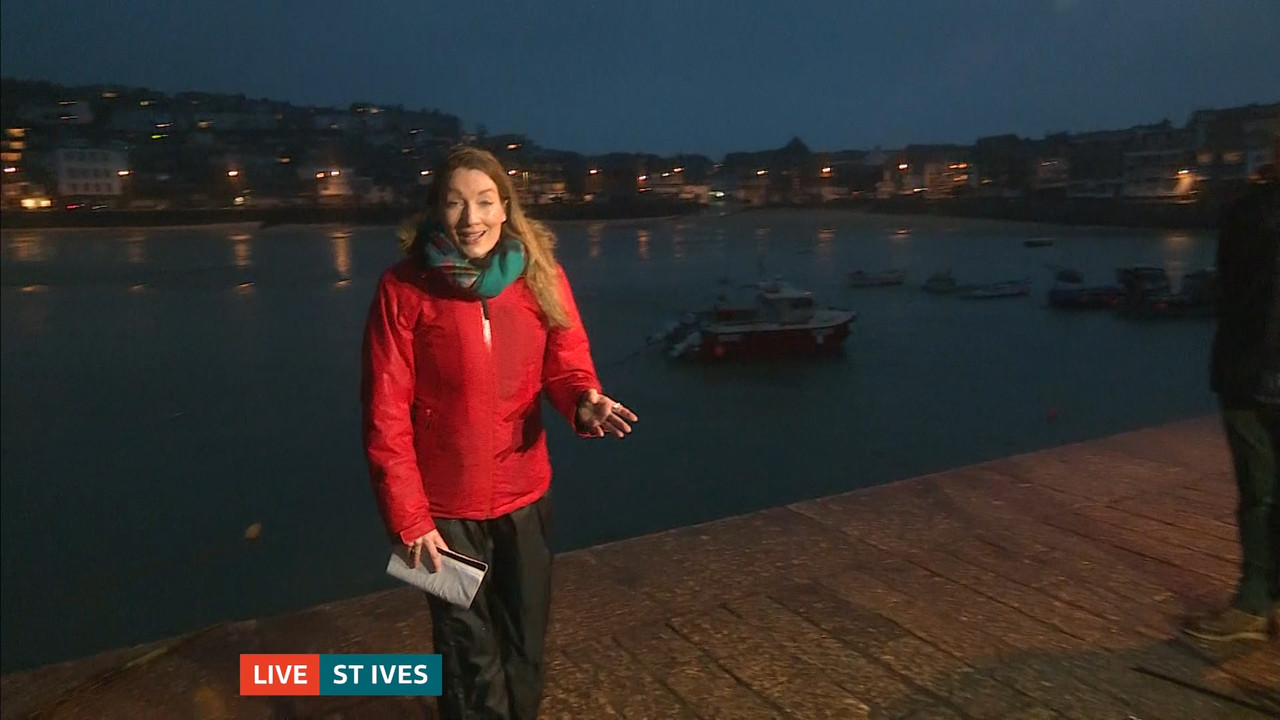 02.19 - 18.00.00 - ITV News West Country. News for Devon, Cornwall, S....ts_snapshot_10.26.901