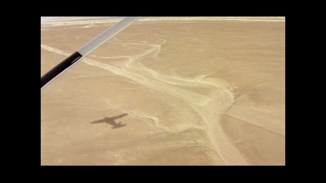 S01E01 - Heaven's Mirror.mp4_snapshot_04.14.254