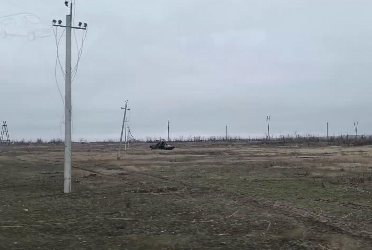 1072 BMP-2 675-sb3KDZ destr 31 12 23