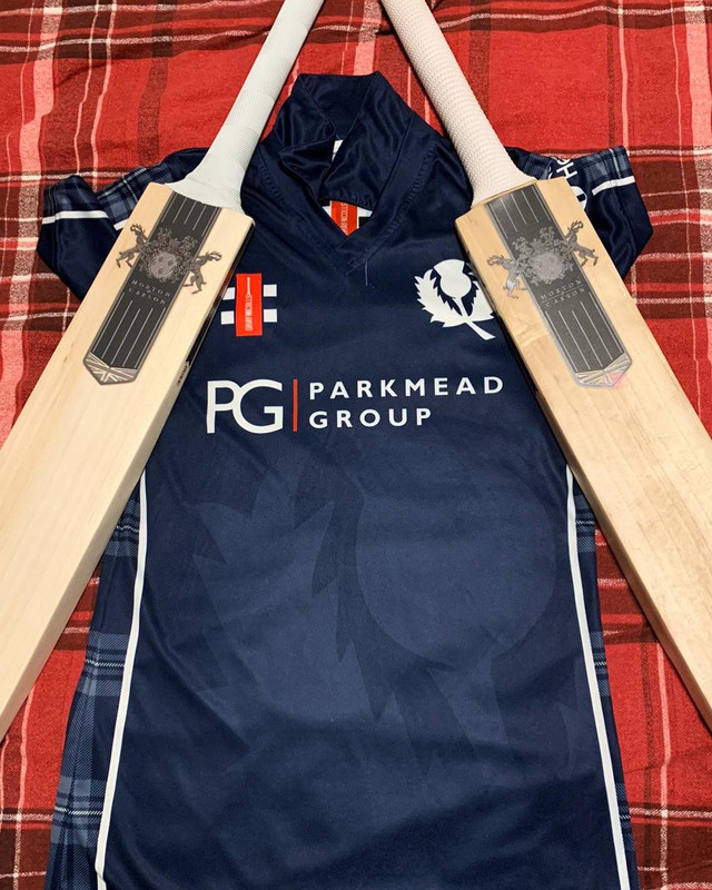 F4AFEA99-7A59-4C15-B5BA-707E24EC44CF