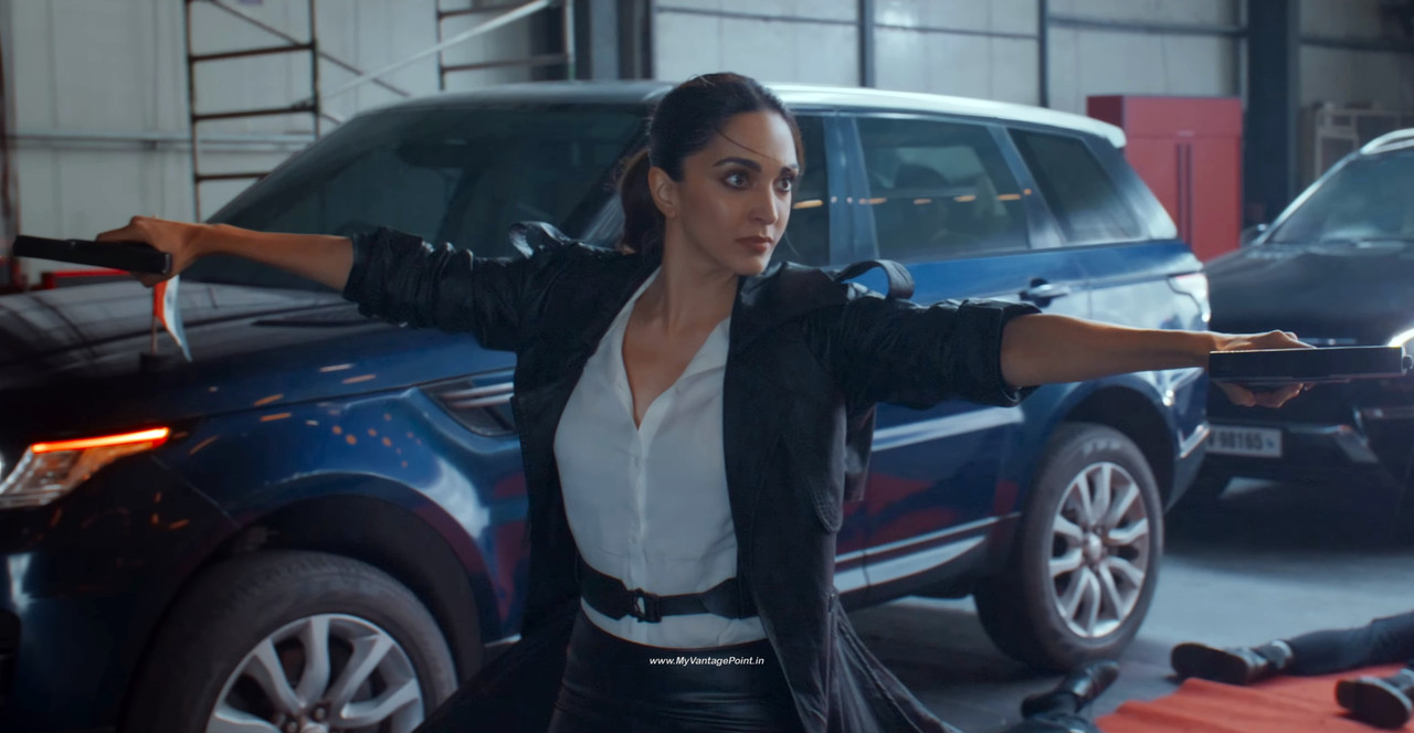 23 Kiara Advani with Hrithik Roshan in WAR 2 (2025) Movie MyVantagePoint