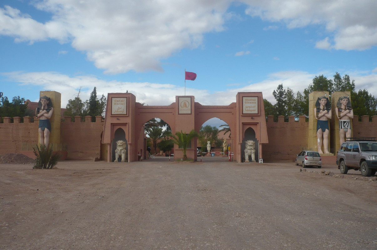 El Valle del Drâa, la gran arteria del sur de Marruecos - Blogs de Marruecos - Ouarzazate, un decorado de cine (12)