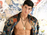 Screenshot_20250612_200257_Grindr