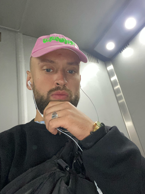 CA6CF4E8-F2AB-45D1-A9BF-A2D4B6227CDF