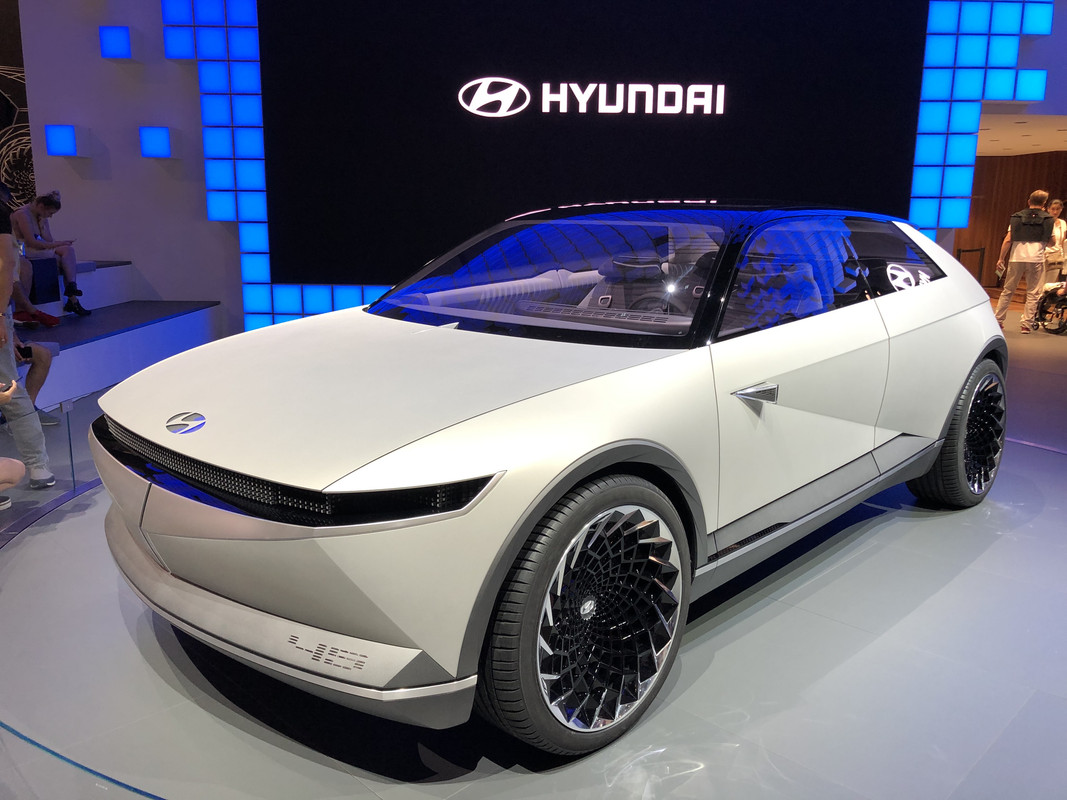 01790C18-D1F1-4B80-9414-B088829C577E