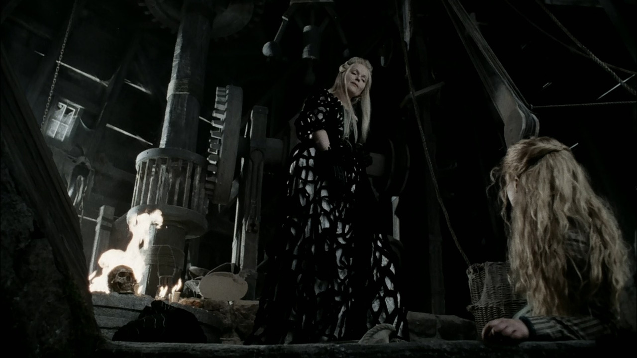 Sleepy Hollow 1999 (1080p x265 10bit Tigole).mkv_snapshot_01.25.