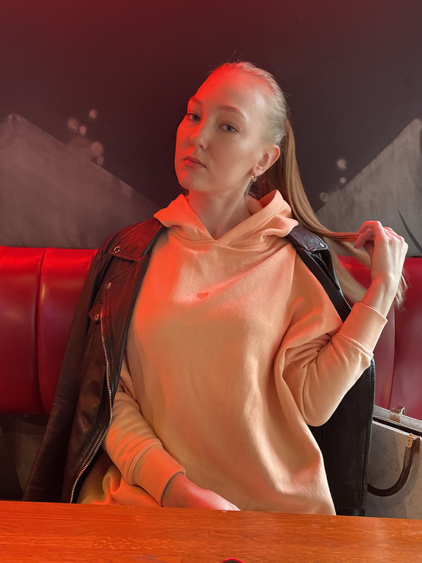 81B66C5A-4067-43CB-9C2B-33F92ED326DD