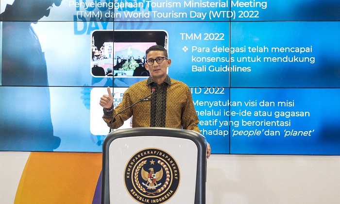 Sandiaga Uno saat Weekly Brief with Sandi Uno di Gedung Sapta Pesona, Jakarta Pusat, Rabu (28/9/2022).