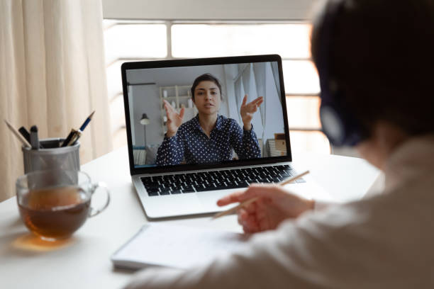 online-tutor-10.jpg
