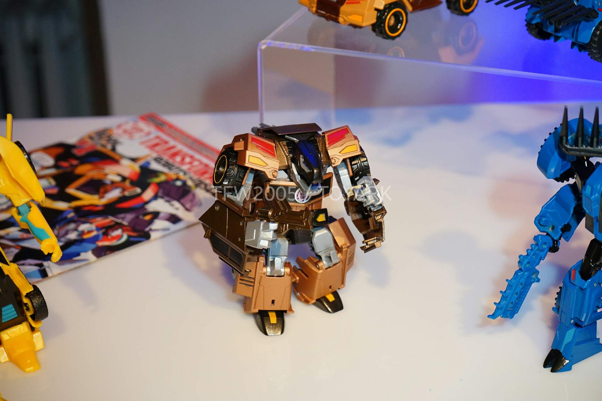 NYCC2015-Transformers-RID-014