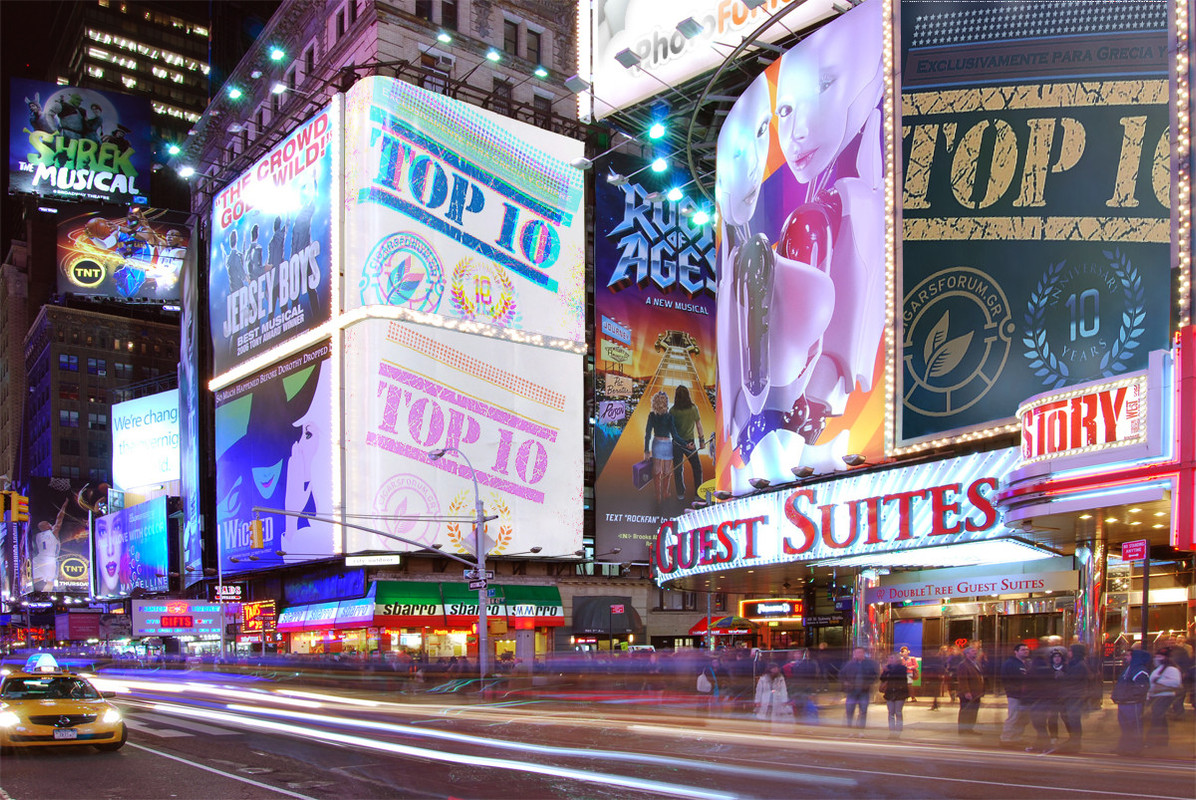 PhotoFunia-1640585886