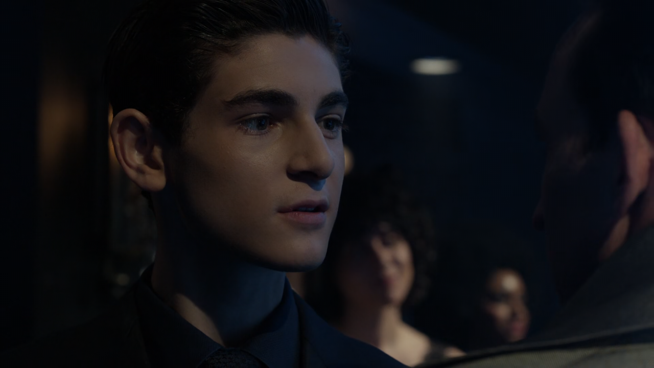 Gotham.S04E01.A.Dark.Knight.Pax.Penguina.1080p.1