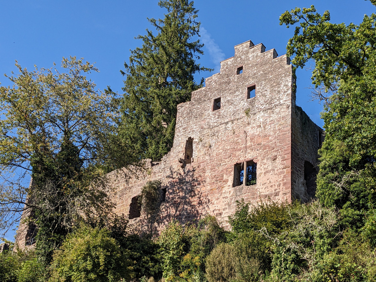 PXL 20250920 141852404