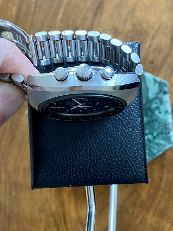 5DA4B1E0-DED4-4C5C-A6E2-C7BD56EDE56D