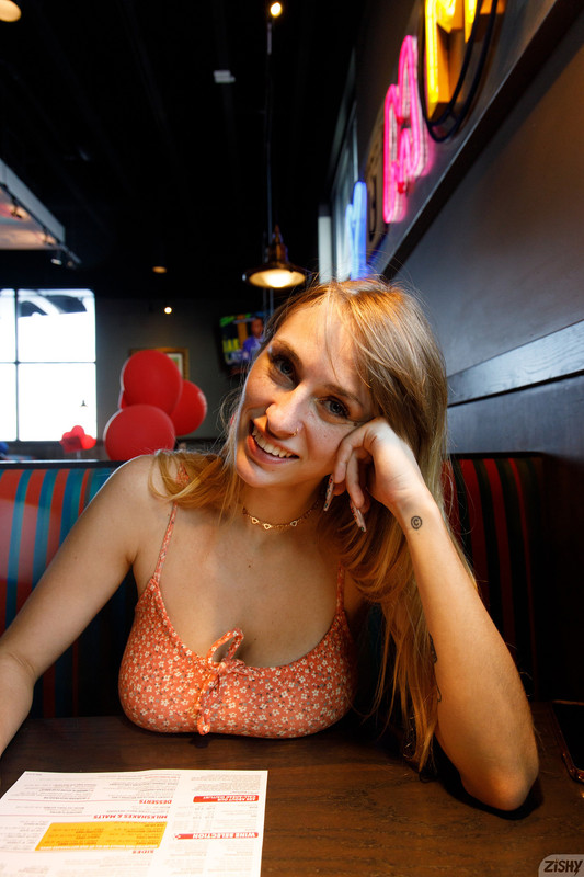 full_016_95631424561010