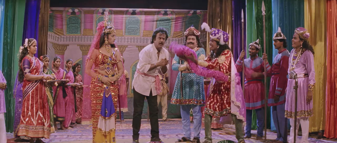 Muthu 1995 BluRay [Tamil] 480p 720p Screenshot
