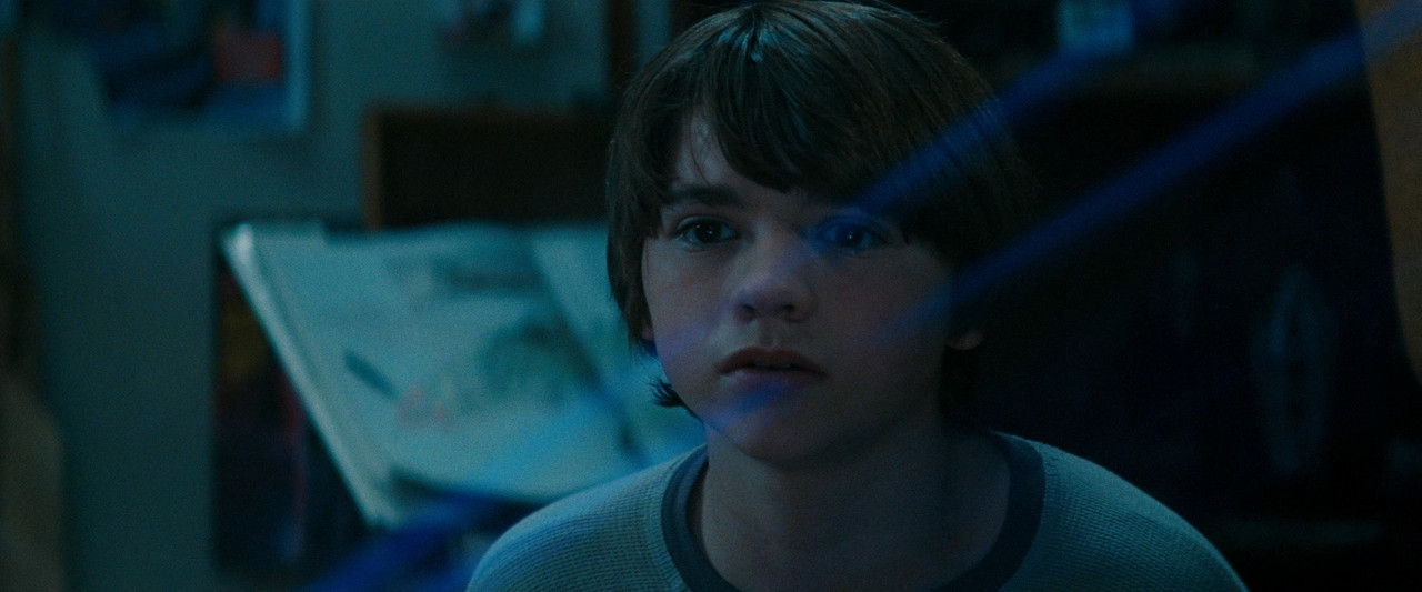 Super 8 2011 (1080p x265 10bit Tigole).mkv_snaps