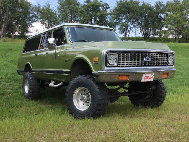 1972-chevy-suburban-restomod-ls-swap-lq4