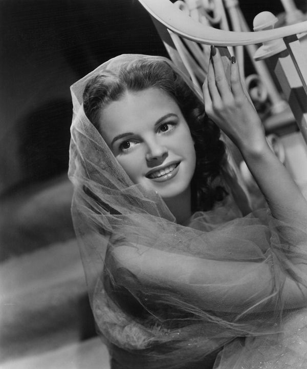 Judy_Garland_md17