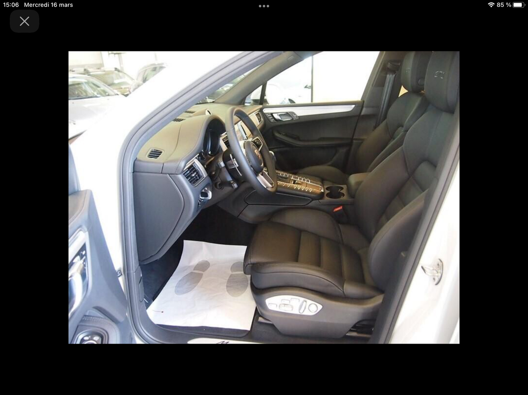 BAFEEF26-D6DD-4F61-8723-D0DA983E545F