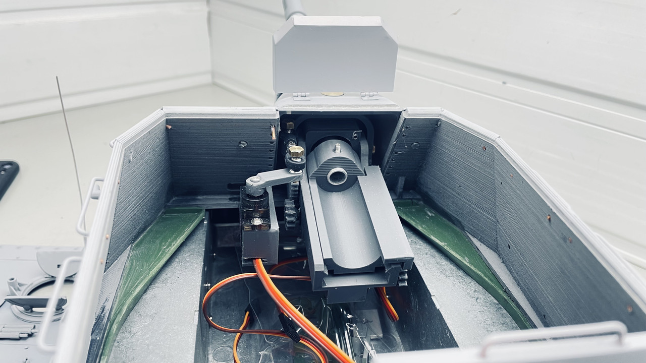 D33ED44A-3A25-4906-8E2C-2981B3F0B647