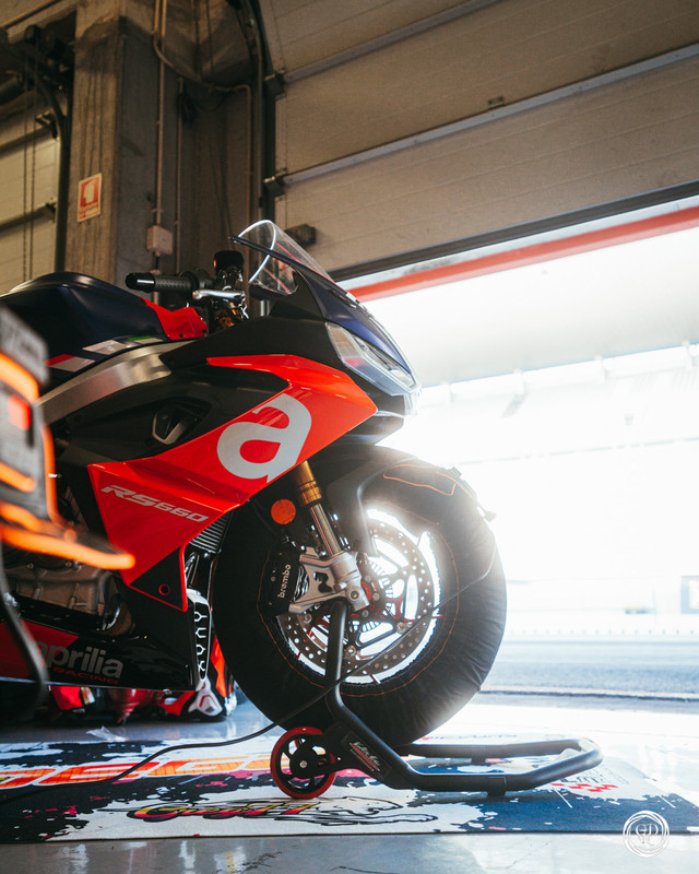 8A84EE64-4B5C-46FB-BD39-10B66687B670