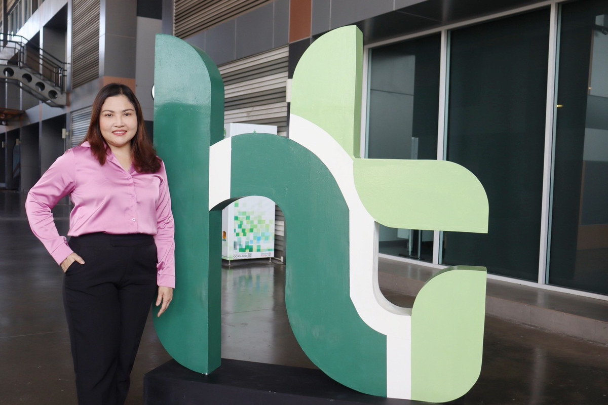 ดร.ยุวรี2