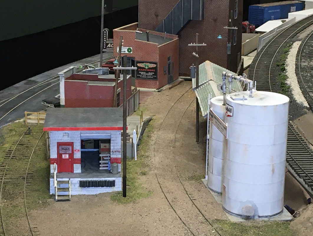 50B94295-BA62-4E21-80D4-C8EABFECE59E