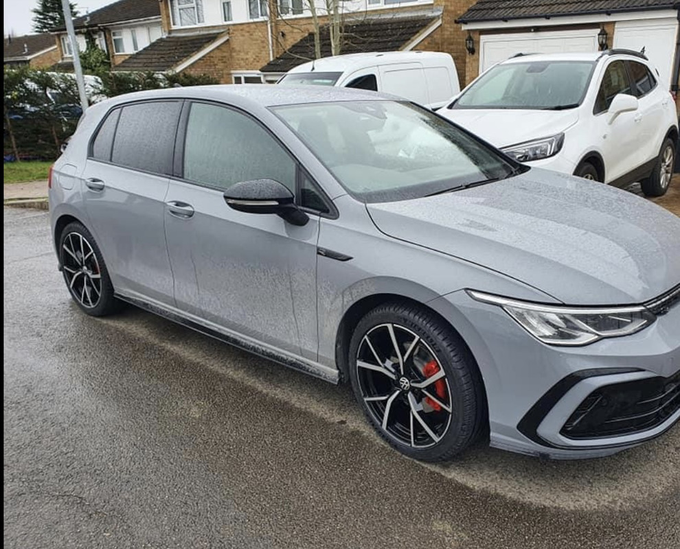 F5A8E1DE-1259-4F23-8FBE-155517684335