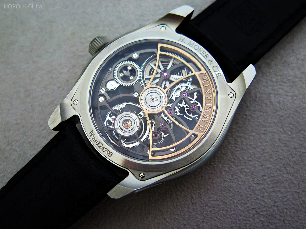 WATCHES & WONDERS 2022: H. Moser et Cie Pioneer Cylindrical