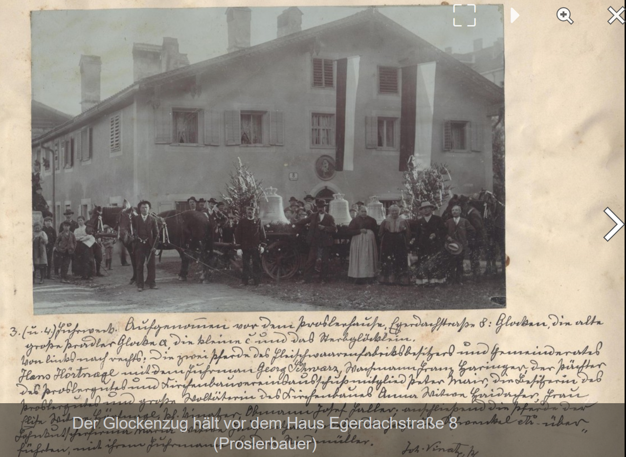 Pradler Glocken vor dem Stolzbauern