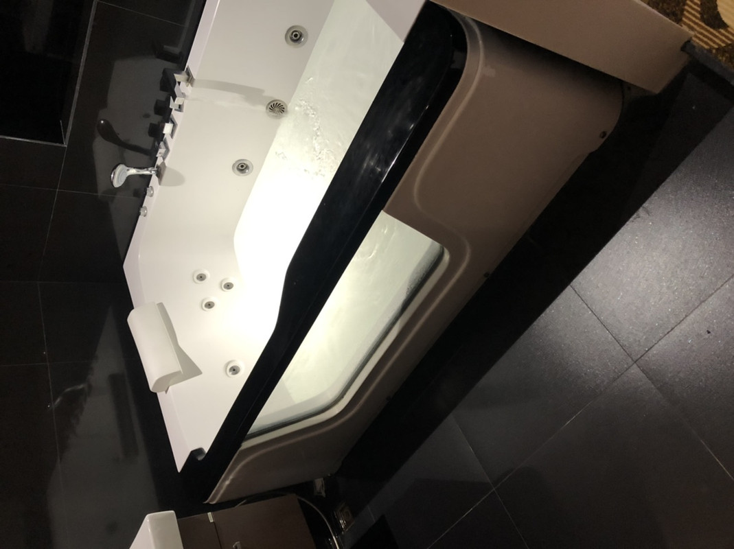 6BEBF6C9-2C38-47D7-A5F2-FFEC9EE10592