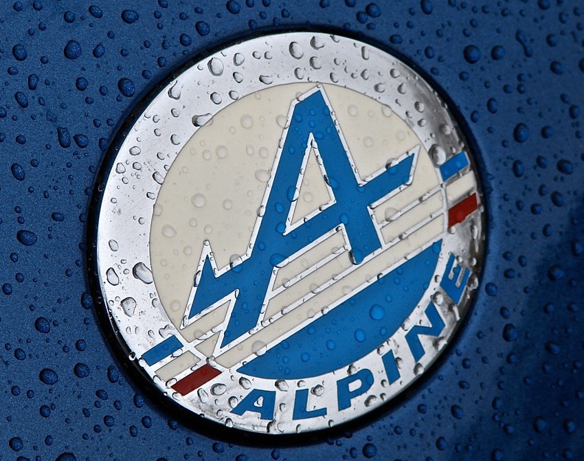 logo alpine