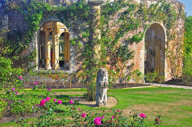 Hever-lion-01.jpg