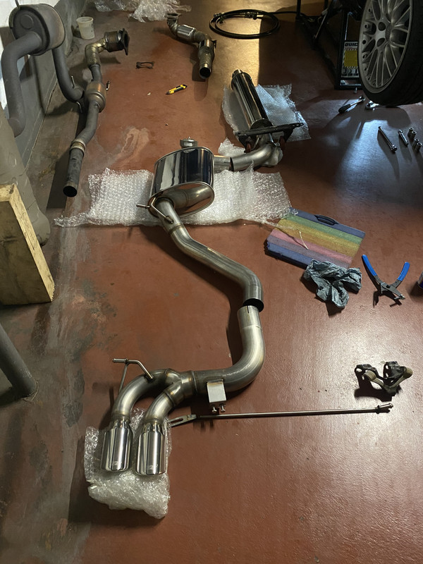 CC3A31FF-A207-41FC-AF25-97FF01330840