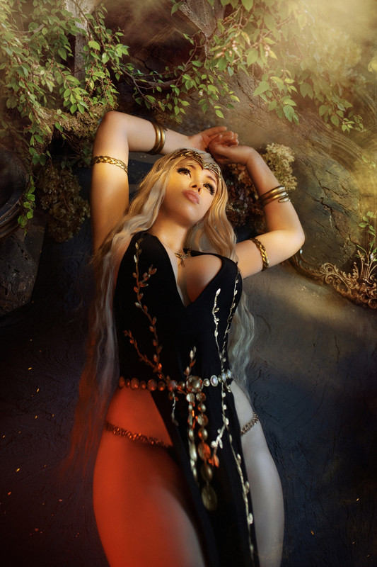 7QfAkRcyJwY Alice cosplay