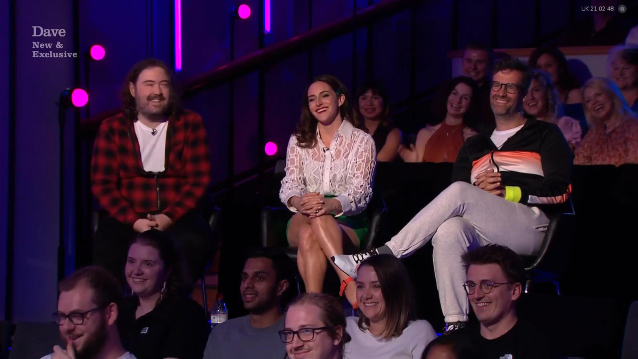 11.17 - 21.00.00 - Comedians Giving Lectures. Host Sara Pascoe Is Joi...-1.m4v_snapshot_08.23_[2021.