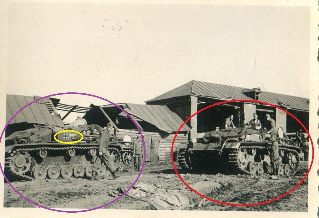 FOTO STURMGESCHÜTZ Panzer TANK NameY ORK 942