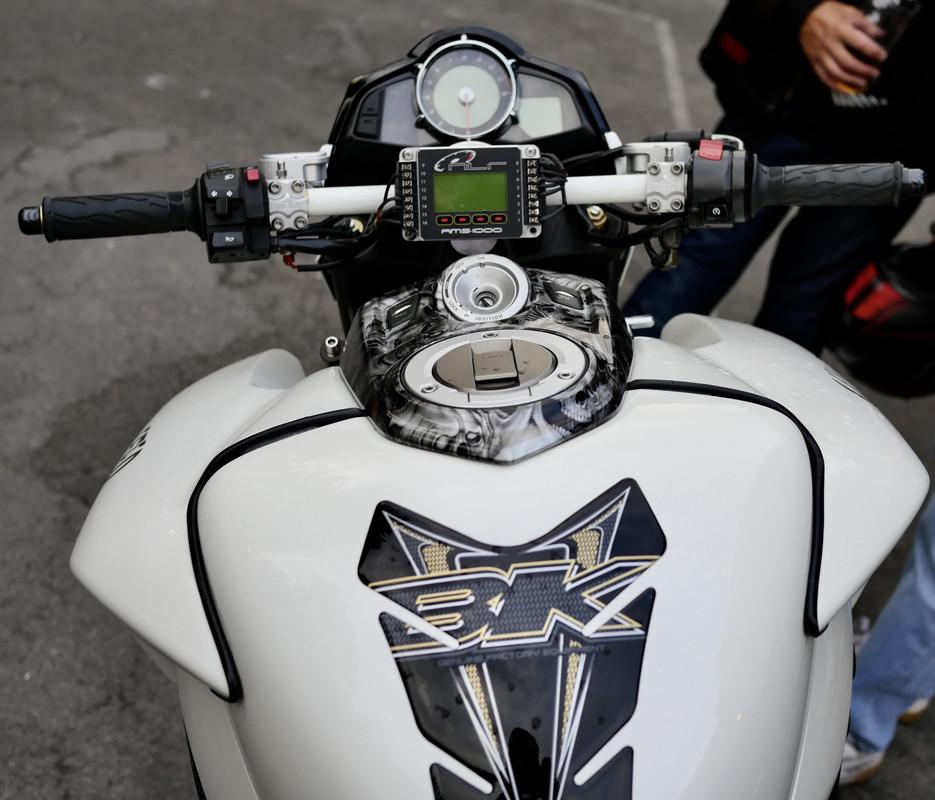 46A5B6D2-5C3B-47D4-ACB5-4995A3053B25