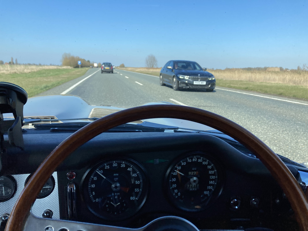 0AA72B3C-530C-4A24-922E-F7F025D5F952