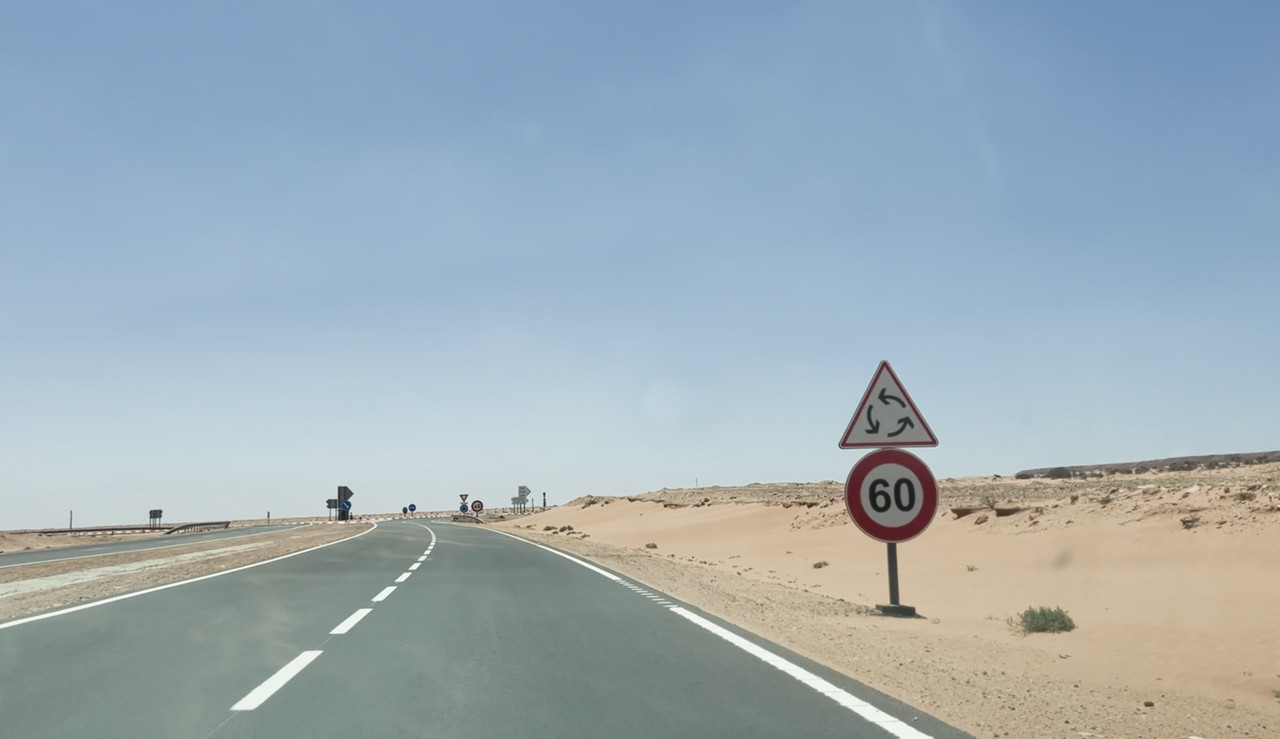 Carreteras, Gendarmería y Estaciones de Servicio - Al Sur del Sur: entre el desierto y el océano (52)