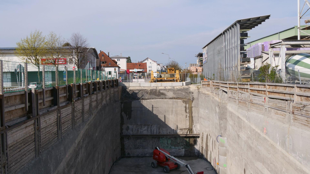 [Bild: 030426-100931-26b.jpg]