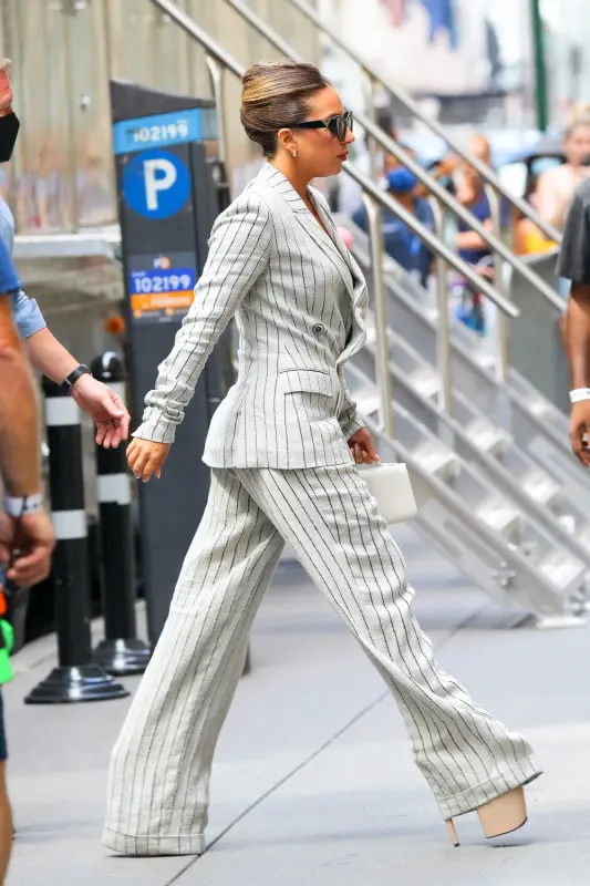 8-2-21-Arriving-at-Radio-City-Music-Hall