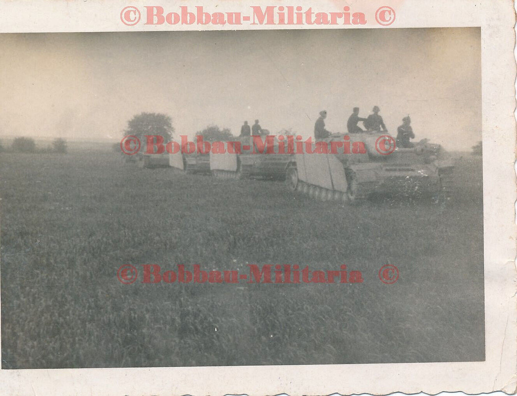 Sturmgeschütz STuG Langrohr Saukopfblende Seitenschürze LAH.