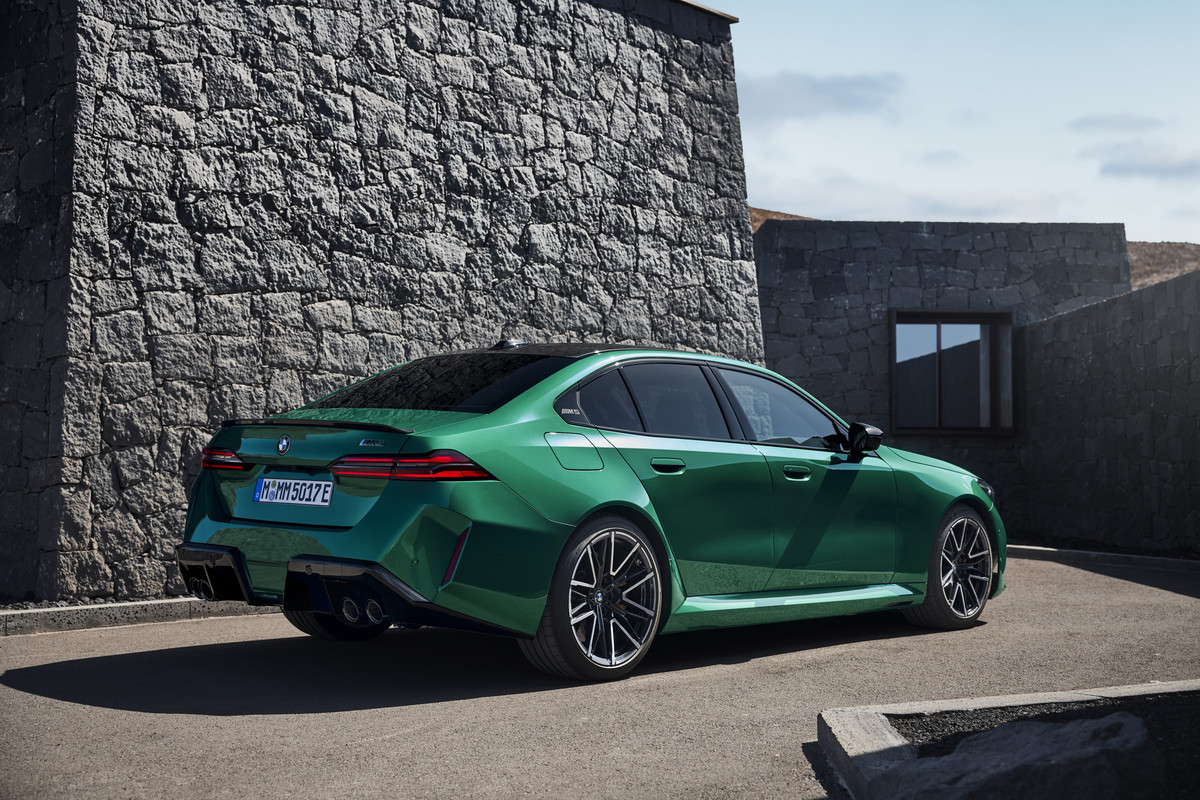 P90557405_highRes_the-all-new-bmw-m5-0